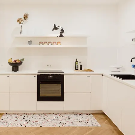 Marktplatz-residenz - 110 M Vom Traunsee Διαμέρισμα *