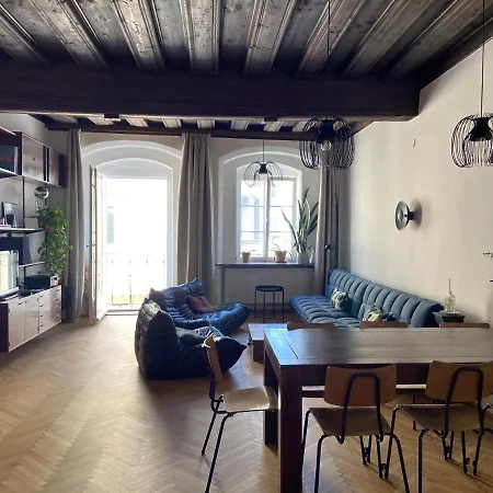 Marktplatz-residenz - 110 M Vom Traunsee Апартаменты *