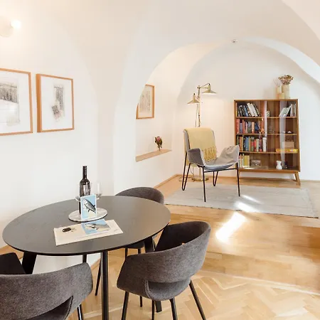 Апартаменты Marktplatz-residenz - 110 M Vom Traunsee Гмунден